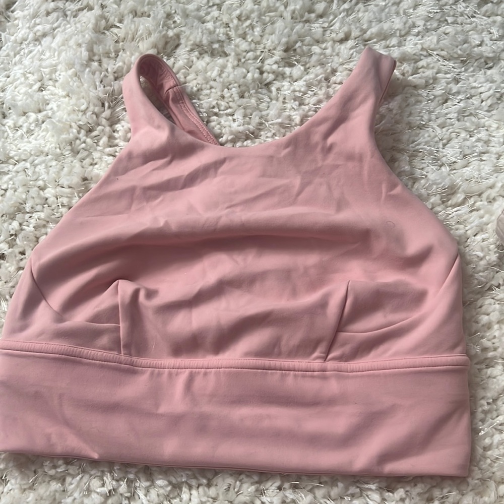 Lululemon sports bra